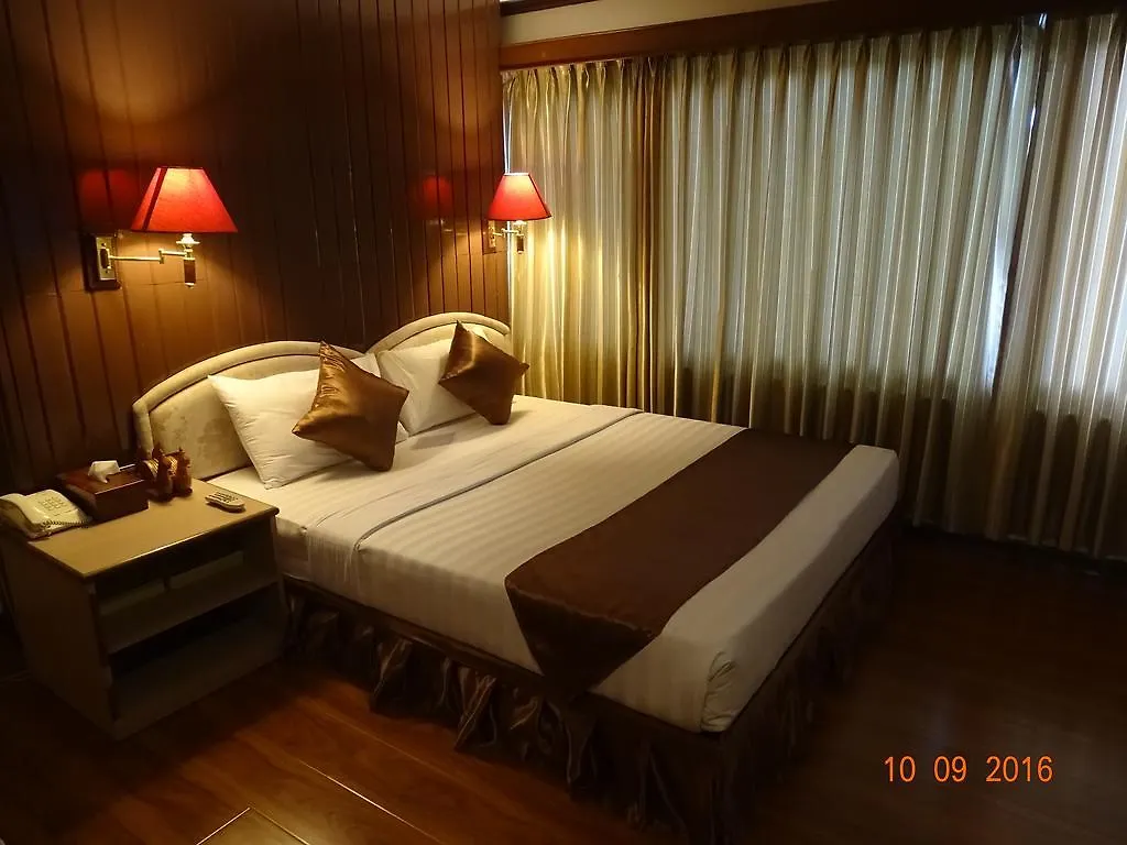 Backpackerz @ Orchid Bed & Breakfast Yangon
